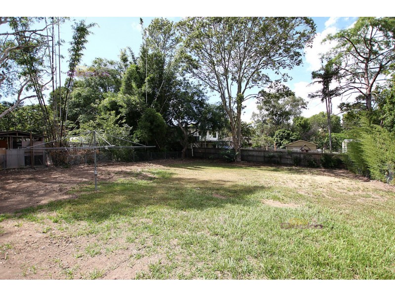 11 Leis Road West, Kallangur QLD 4503