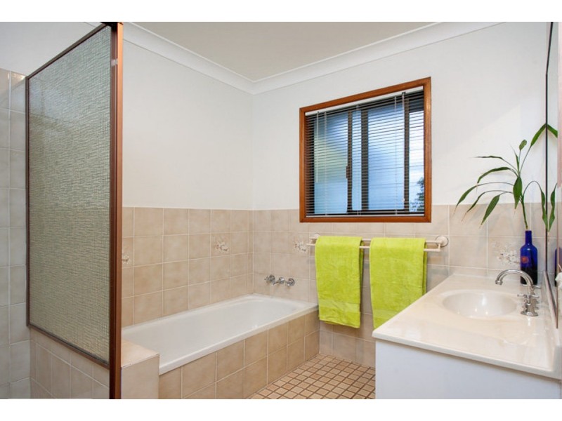 25 Gilford Crescent, Albany Creek QLD 4035