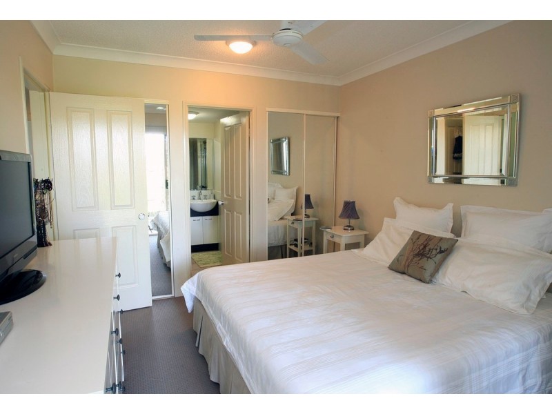 1/5 Whytecliffe Street, Albion QLD 4010