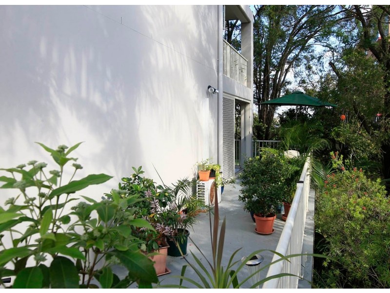 1/5 Whytecliffe Street, Albion QLD 4010