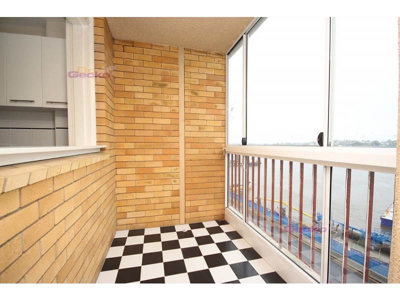 5/55 Hillside Crescent, Hamilton QLD 4007