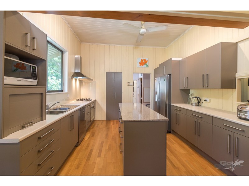 1 Bayview Terrace, Clayfield QLD 4011