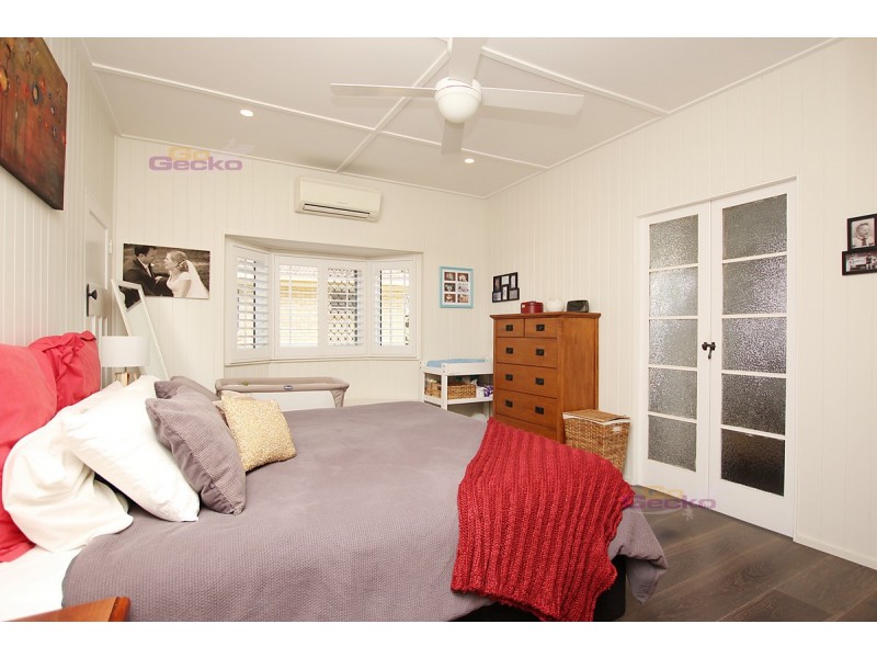 27 Woking Street, Mitchelton QLD 4053