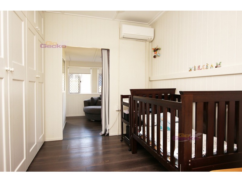 27 Woking Street, Mitchelton QLD 4053