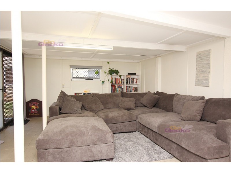 27 Woking Street, Mitchelton QLD 4053