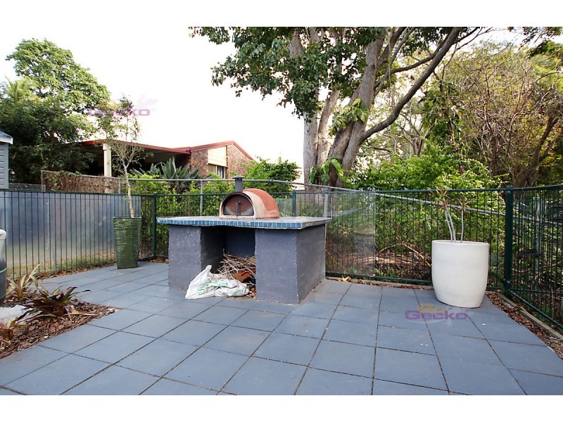 27 Woking Street, Mitchelton QLD 4053