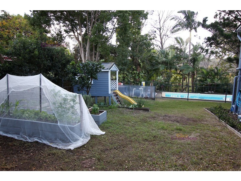 27 Woking Street, Mitchelton QLD 4053