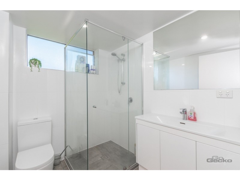 1/77 Erneton Street, Newmarket QLD 4051