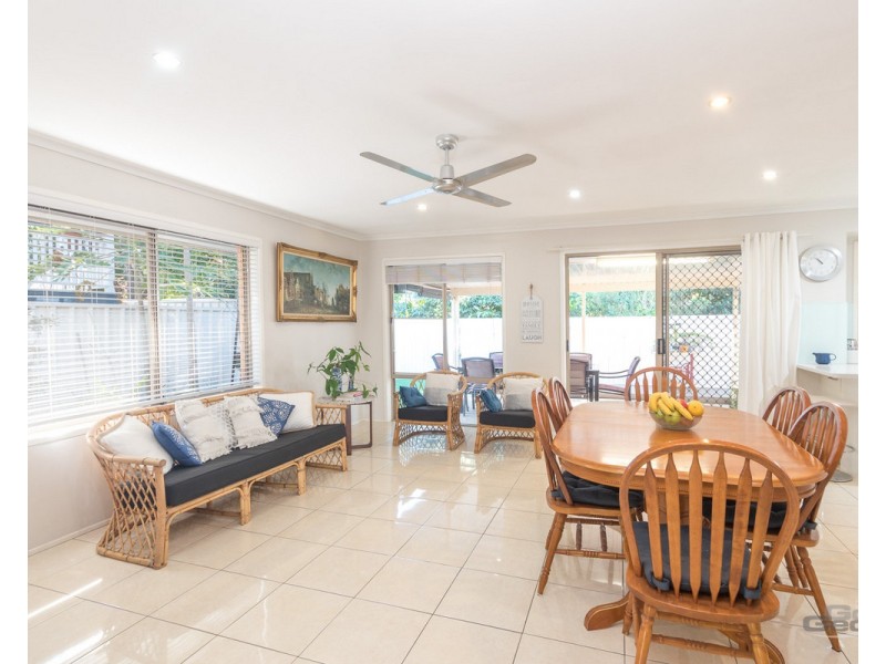 18 Beerwah Street, Deagon QLD 4017