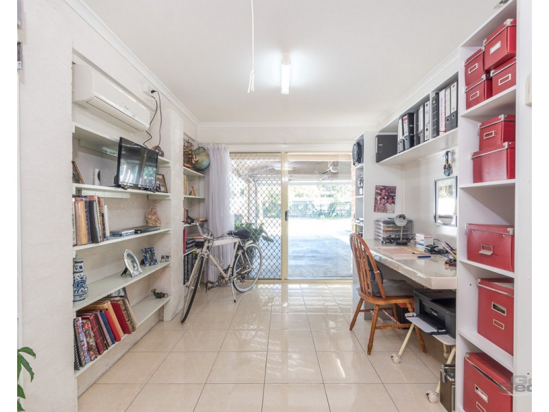 18 Beerwah Street, Deagon QLD 4017