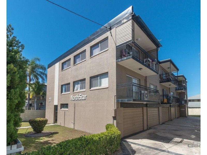 2/27 Hall Street, Northgate QLD 4013