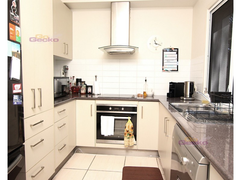 9/51 Railway Parade, Mitchelton QLD 4053