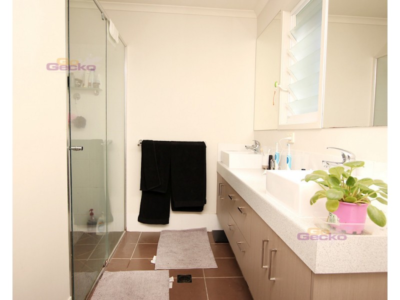 9/51 Railway Parade, Mitchelton QLD 4053