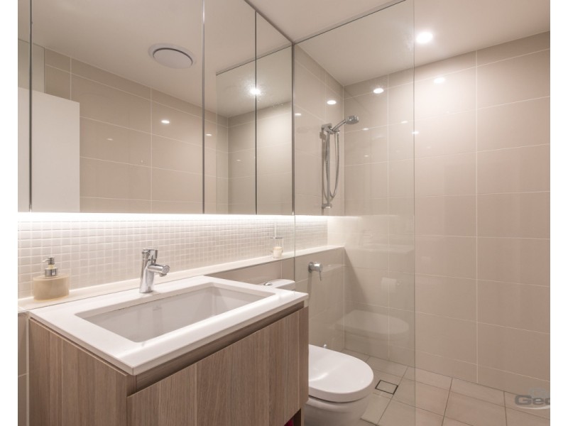 5208/331 MacArthur Avenue, Hamilton QLD 4007