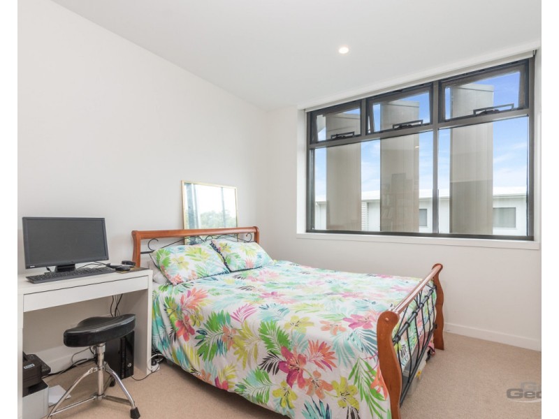 5208/331 MacArthur Avenue, Hamilton QLD 4007