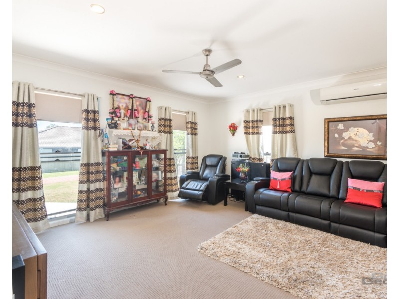 18 Macdonald Place, Carseldine QLD 4034