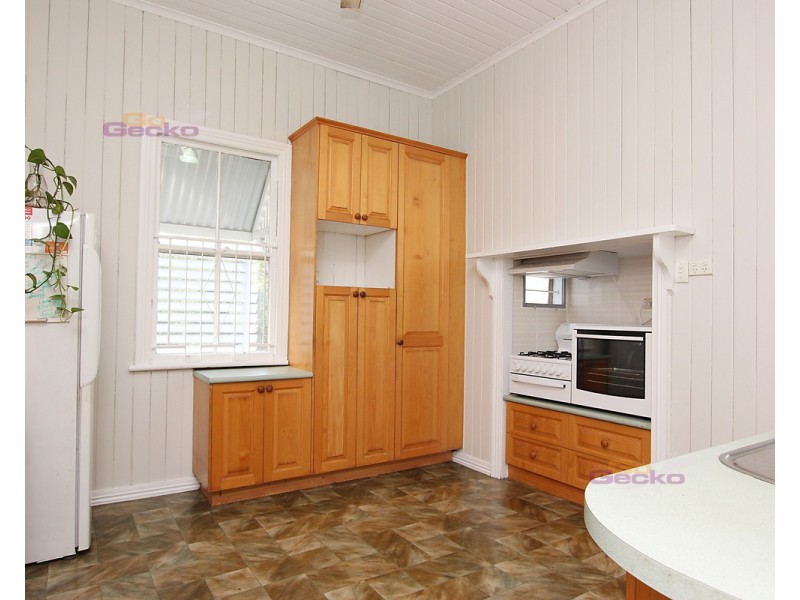 69 Surrey Street, Nundah QLD 4012