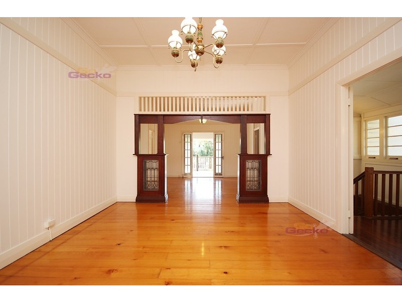 54 Love Street, Northgate QLD 4013