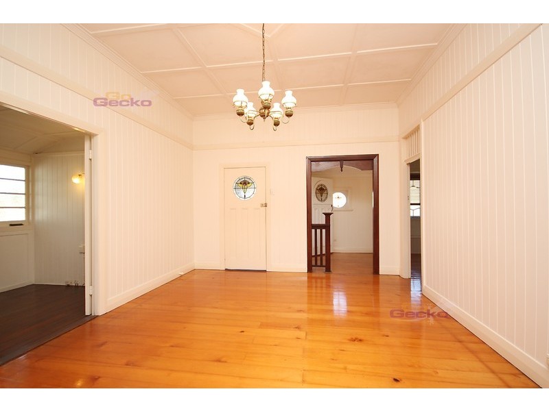 54 Love Street, Northgate QLD 4013