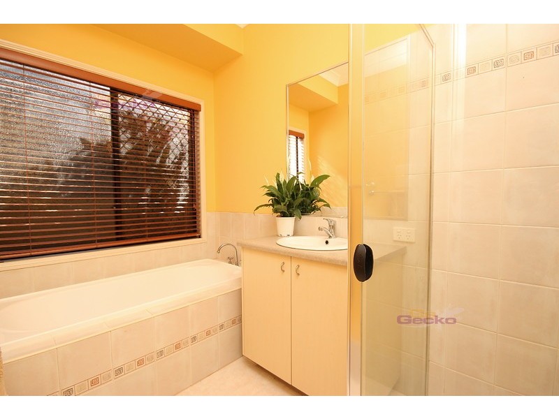 24 Kahli Place, Carseldine QLD 4034