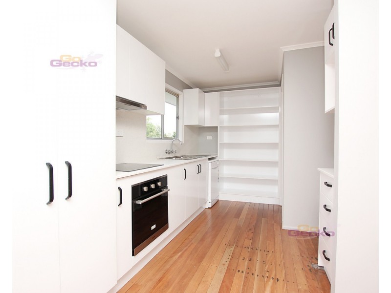 11 Leis Road West, Kallangur QLD 4503