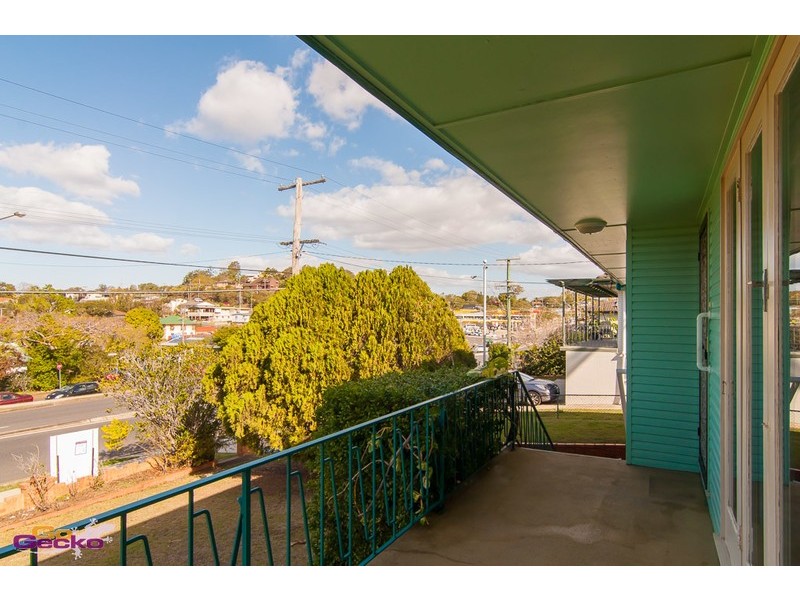 16 Maundrell Terrace, Chermside West QLD 4032