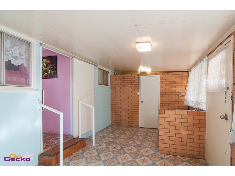 16 Maundrell Terrace, Chermside West QLD 4032