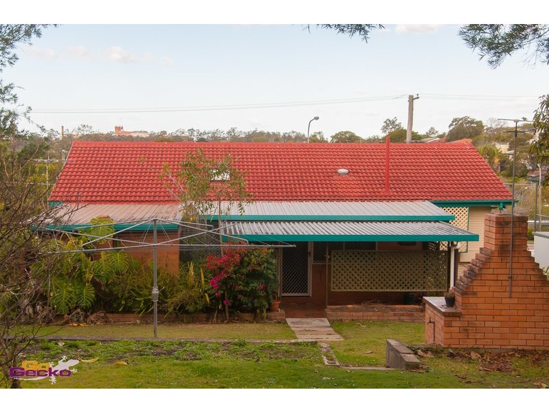 16 Maundrell Terrace, Chermside West QLD 4032
