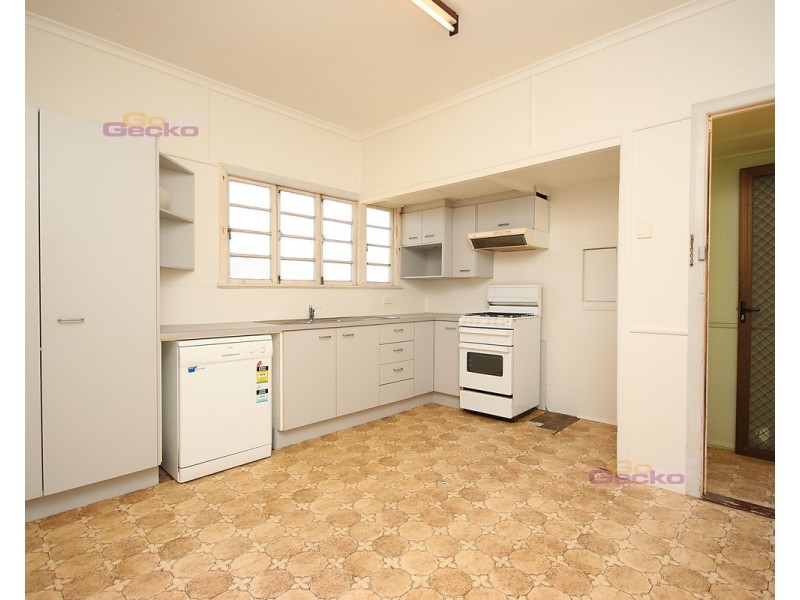 20 Esdale Street, Wavell Heights QLD 4012