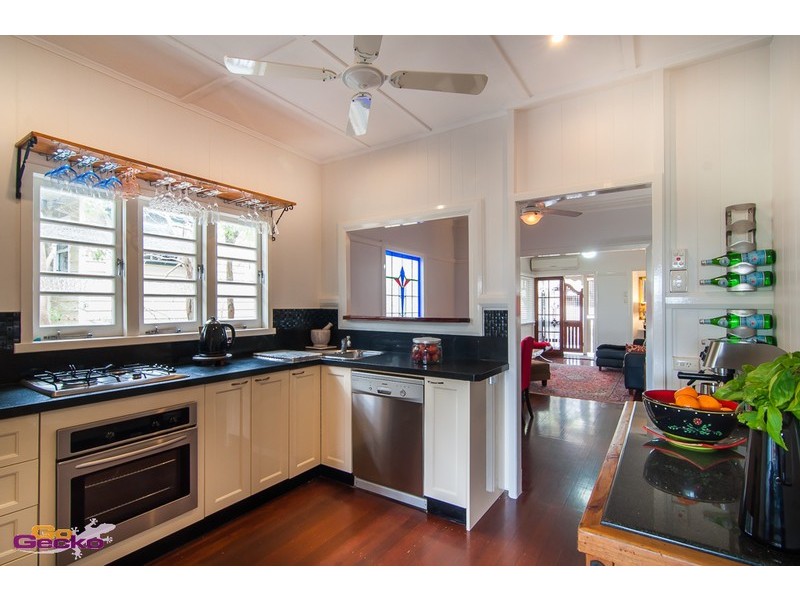 84 Beaconsfield Tce, Gordon Park QLD 4031