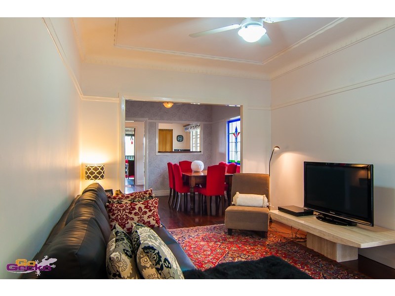 84 Beaconsfield Tce, Gordon Park QLD 4031