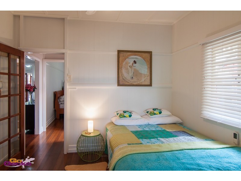 84 Beaconsfield Tce, Gordon Park QLD 4031