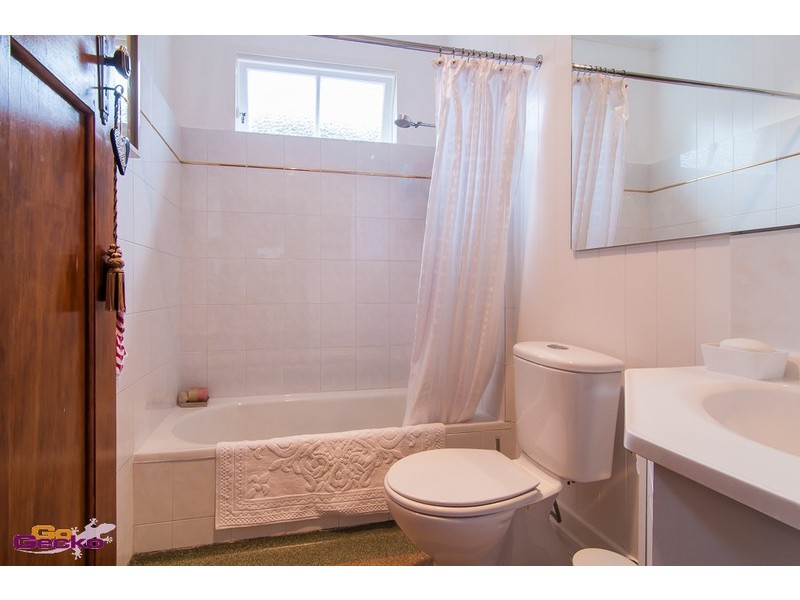 84 Beaconsfield Tce, Gordon Park QLD 4031