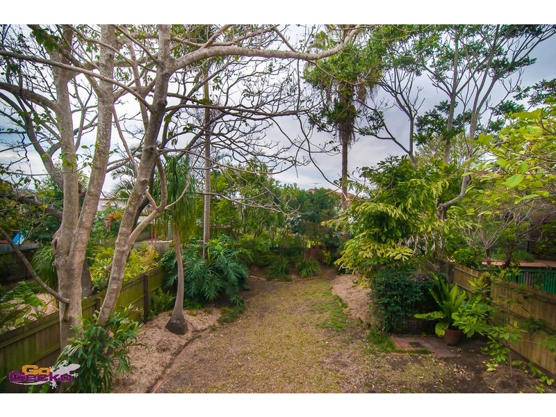 84 Beaconsfield Tce, Gordon Park QLD 4031