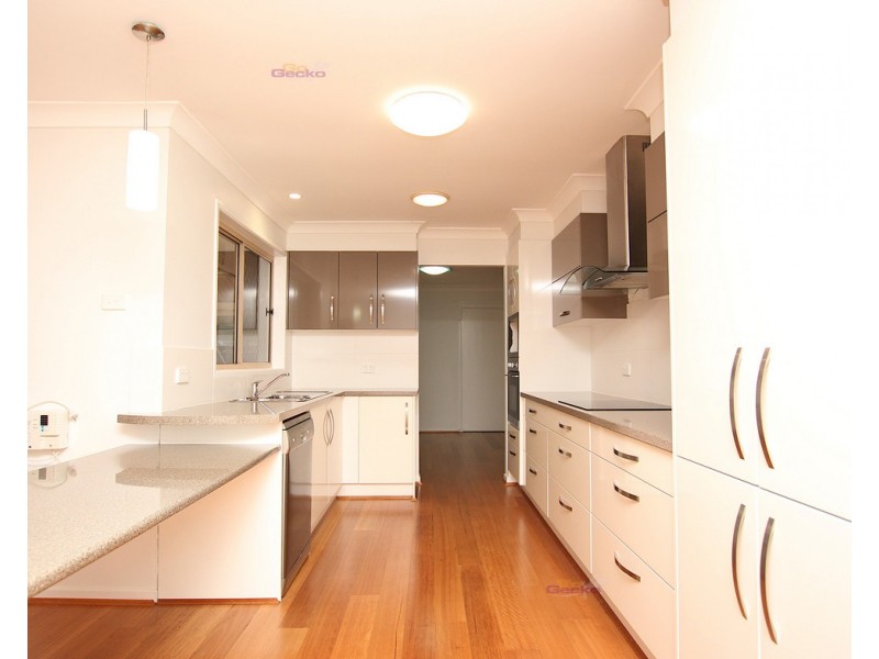 2 Michelle Place, Boondall QLD 4034