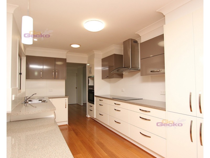 2 Michelle Place, Boondall QLD 4034