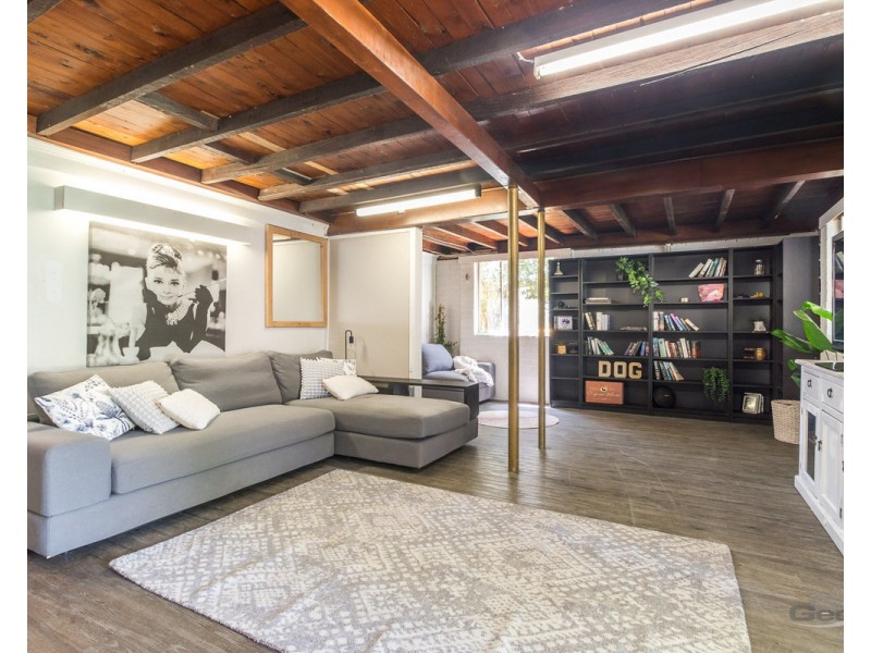 10 Fourteenth Avenue, Brighton QLD 4017