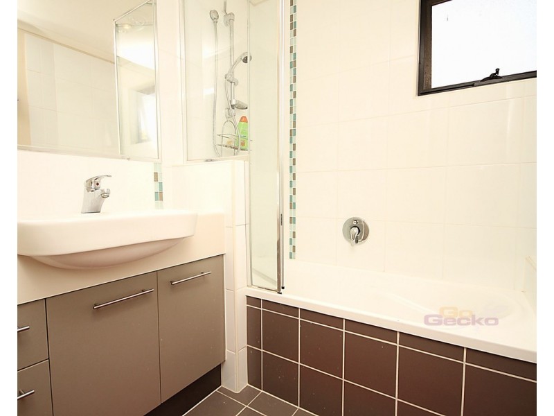 2/108 Amelia Street, Nundah QLD 4012