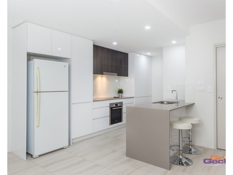 406/8 Hunt Street, Hamilton QLD 4007