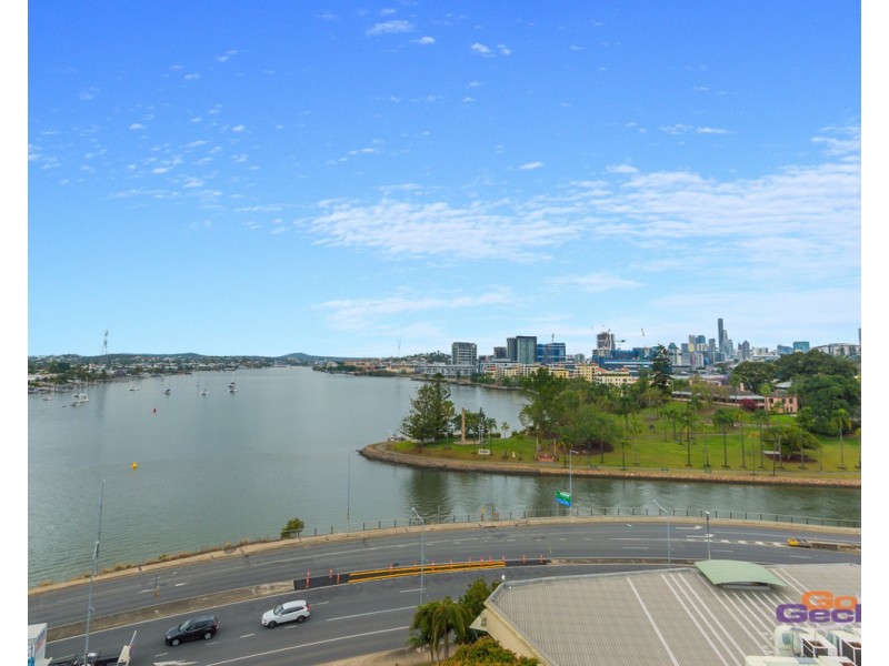 406/8 Hunt Street, Hamilton QLD 4007