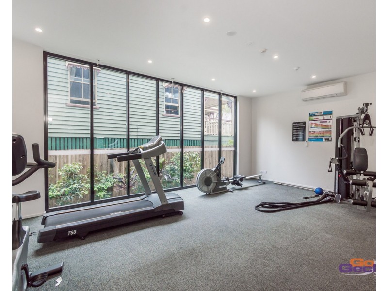 406/8 Hunt Street, Hamilton QLD 4007