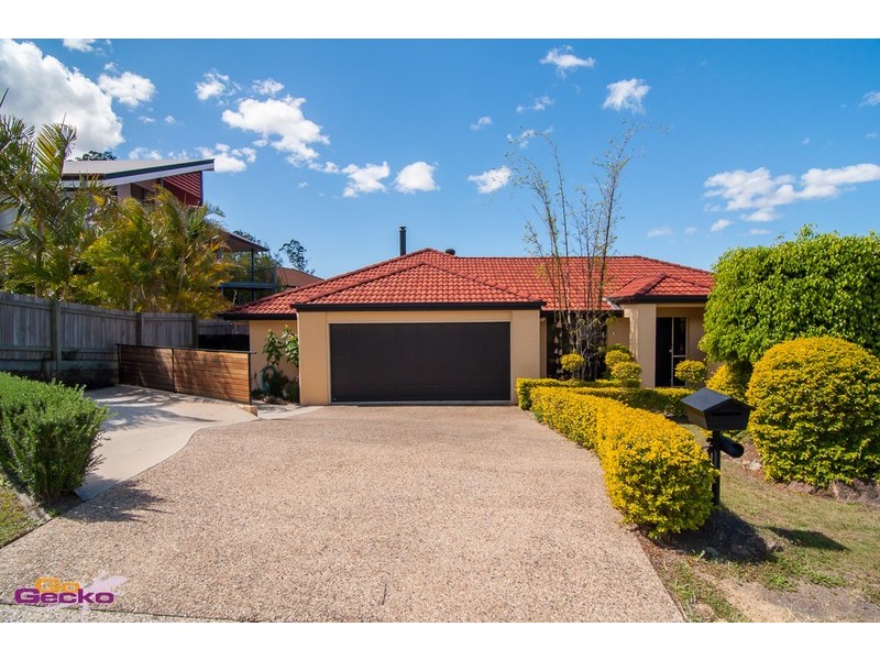 8 Bonsoir Ct, Eatons Hill QLD 4037