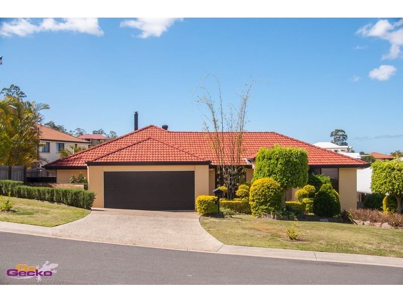 8 Bonsoir Ct, Eatons Hill QLD 4037