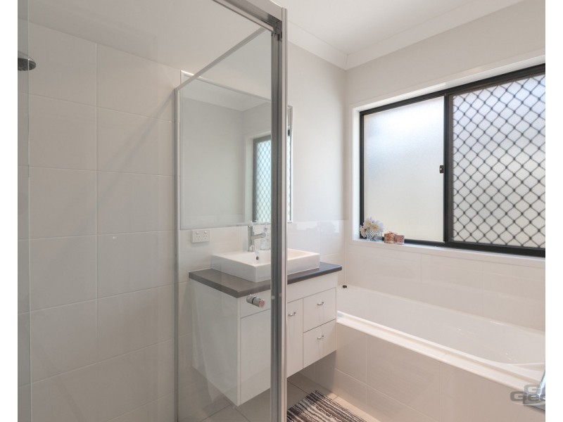 9 Macdonald Place, Carseldine QLD 4034