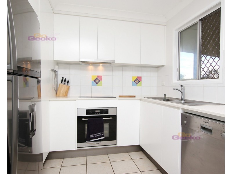 94 Kylie Avenue, Ferny Hills QLD 4055