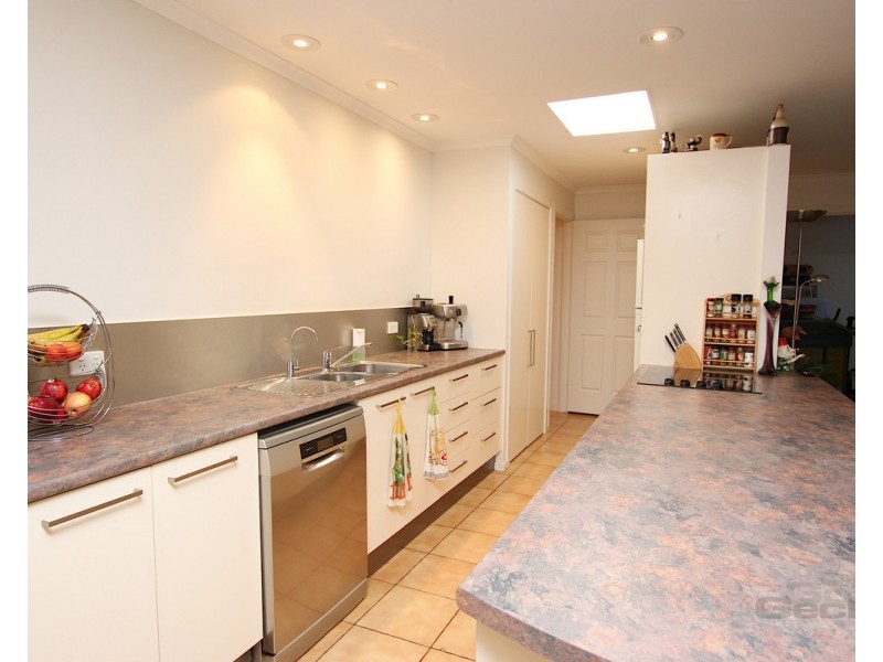 26 Alrex Street, Everton Hills QLD 4053