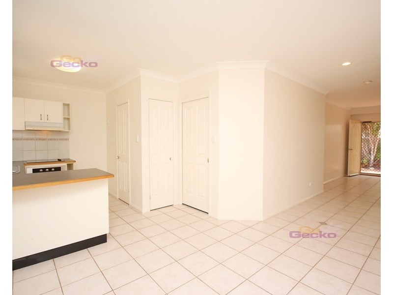 2/27 David Street, Nundah QLD 4012