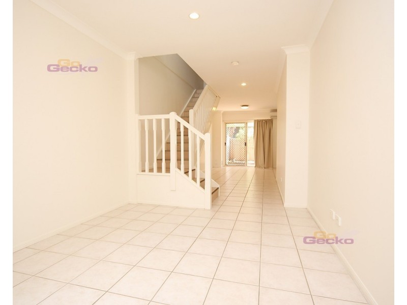 2/27 David Street, Nundah QLD 4012