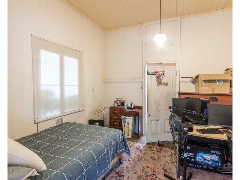 184 Shaw Road, Wavell Heights QLD 4012