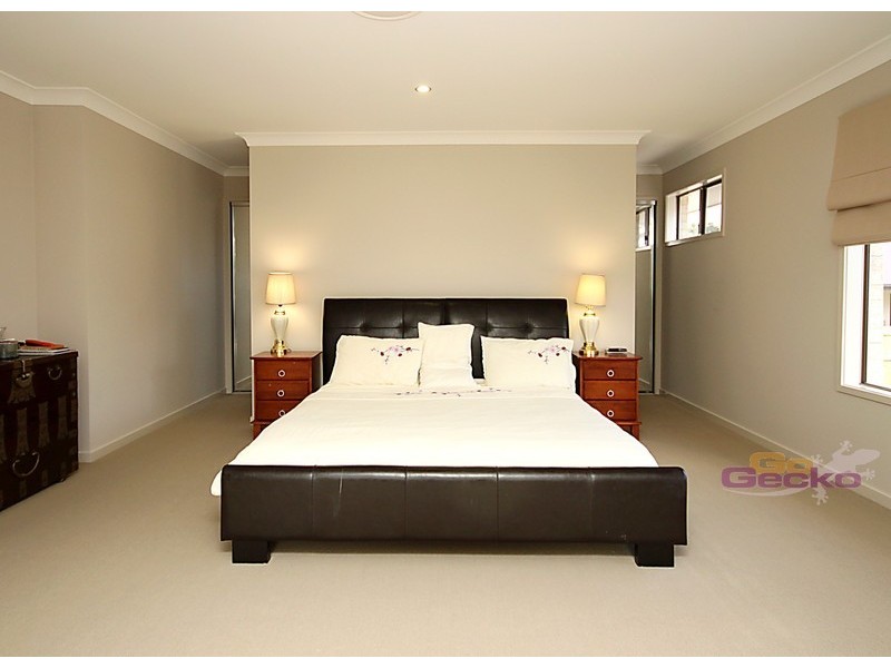 5 Sargent Street, Nudgee QLD 4014